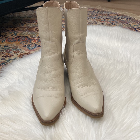Stivali: Dallas Western Chelsea Booties - Picture 9 of 12